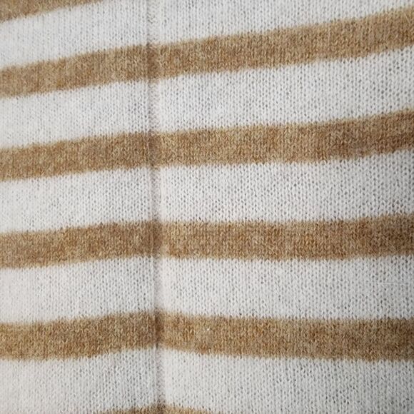 41 Hawthorn 'Shandley' Cashmere V Neck Sweater 490 - Picture 10 of 11